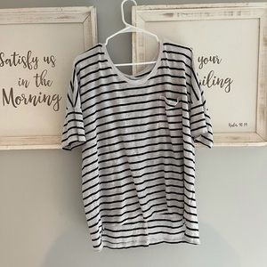 Old Navy top